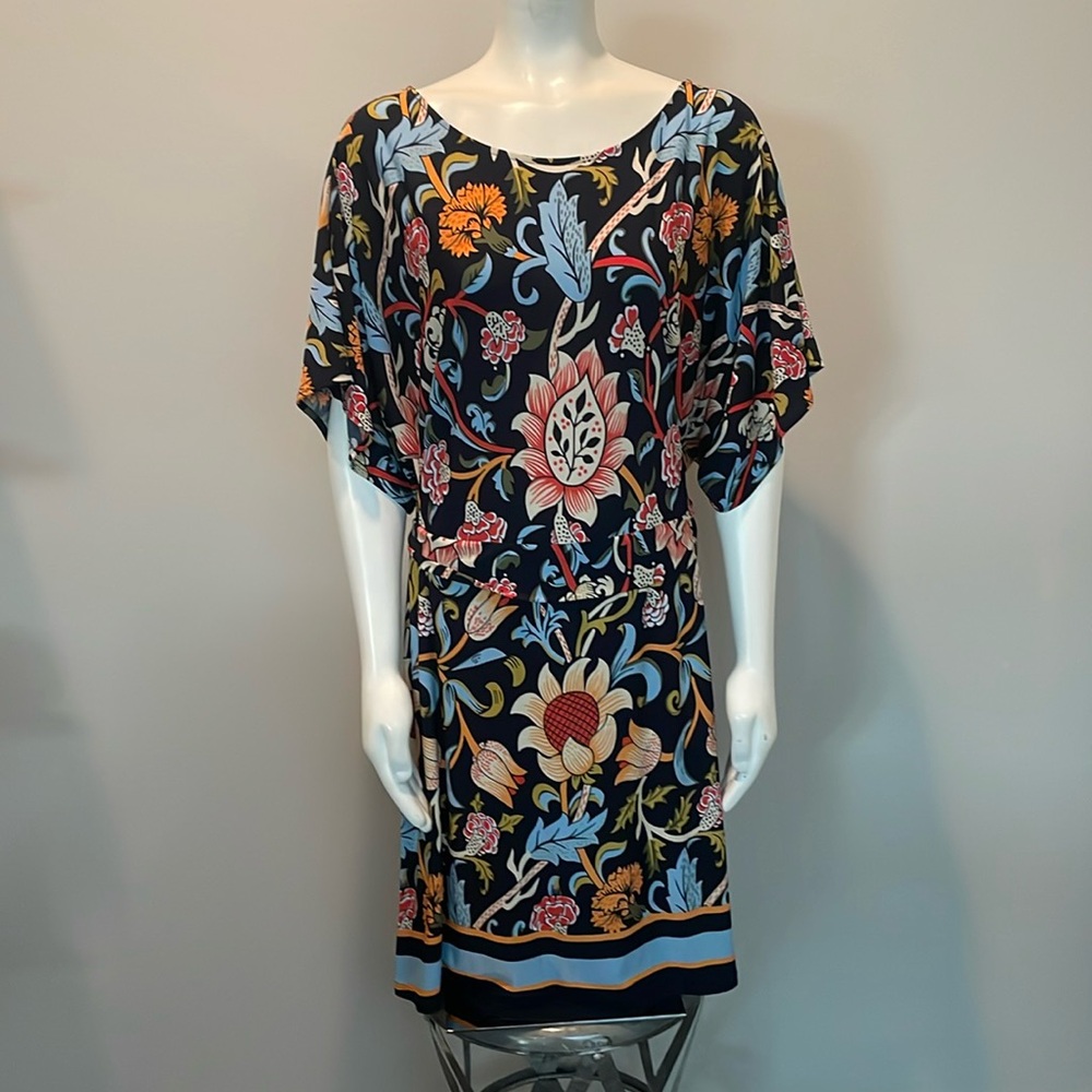 BCBG MAXAZRIA Dress in William Morris Like Floral Print Size XL